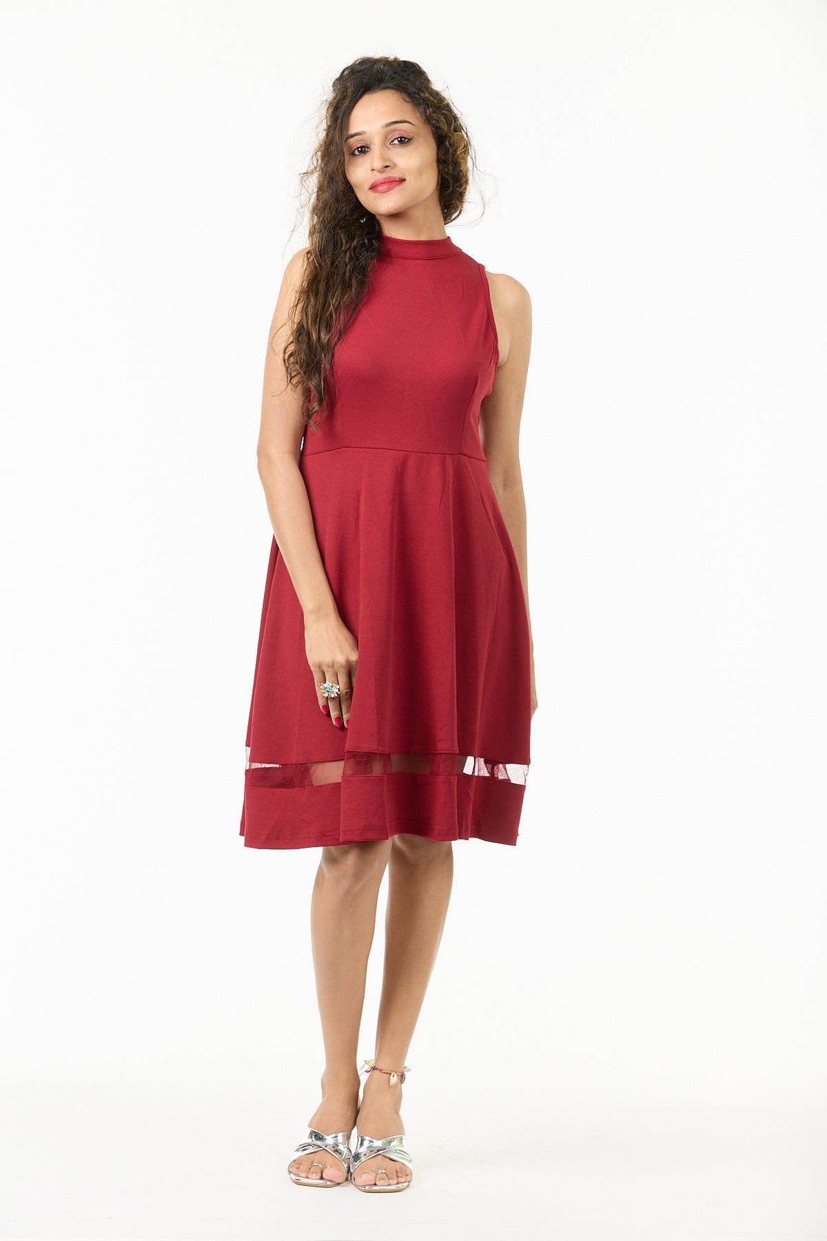🍷 Velvet Rouge Sleeveless Mesh Trim Fit & Flare Dress